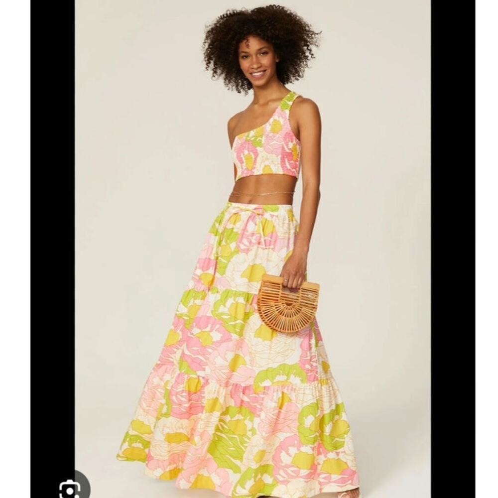 S/W/F Floral One Shoulder Crop Top Skirt Set Size: S